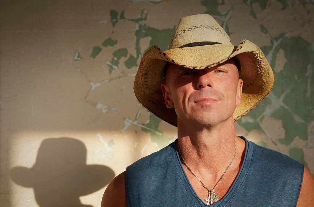 kenny chesney press cr danny clinch 2022 billboard 1548